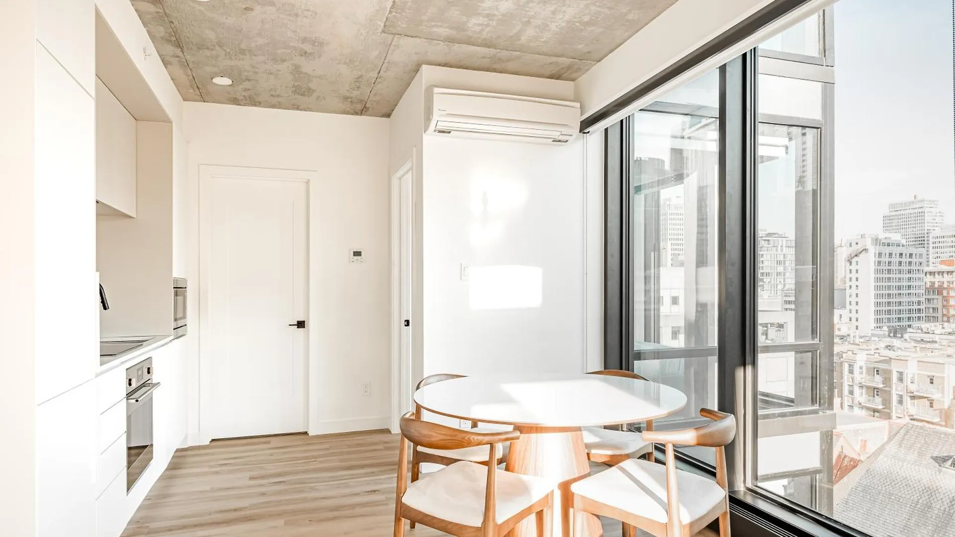 Le Mont Apartments Montréal