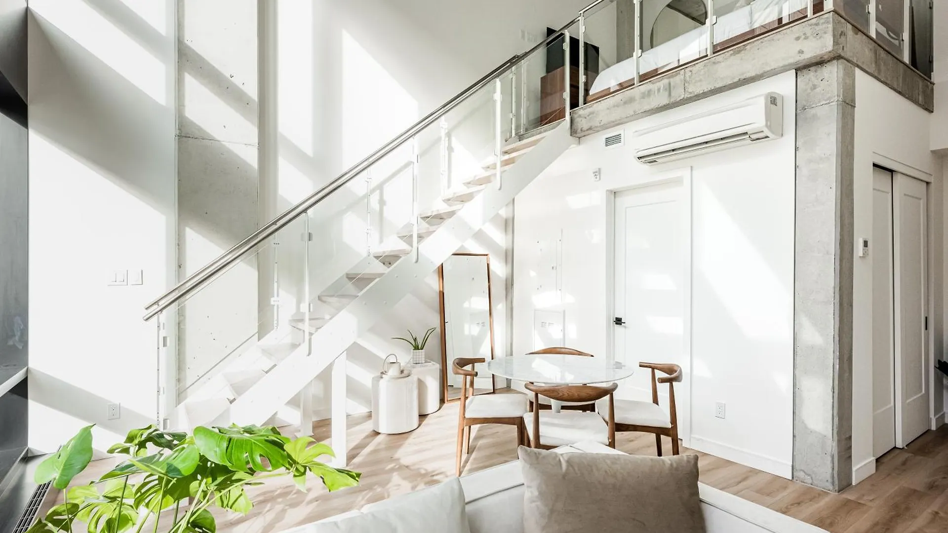 Le Mont Apartments Montréal