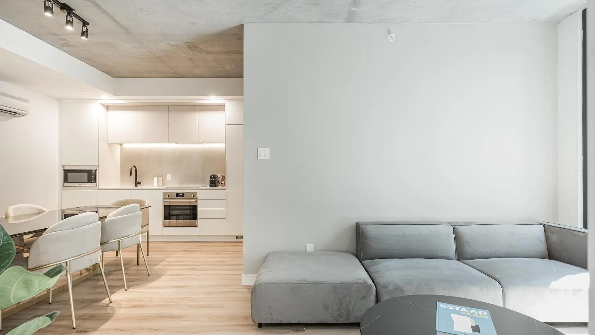 Le Mont Apartments Montréal