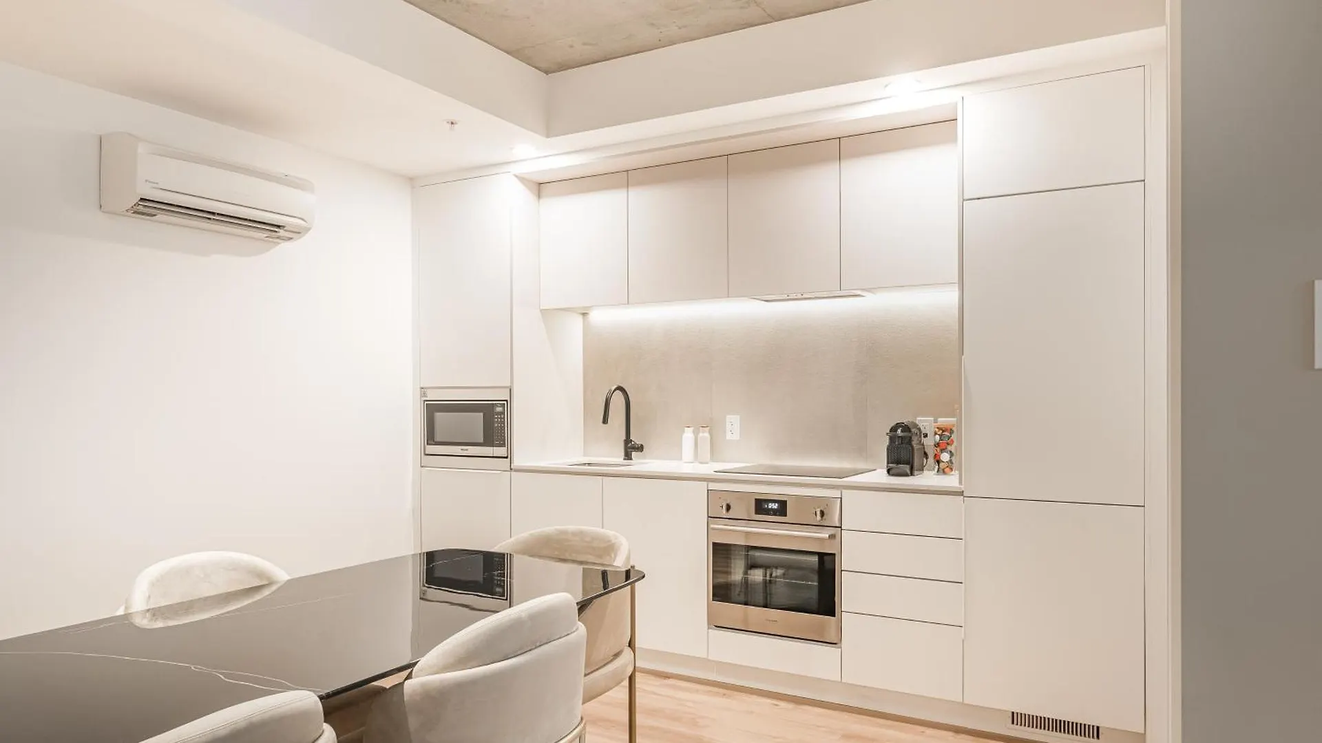 Le Mont Apartments Montréal